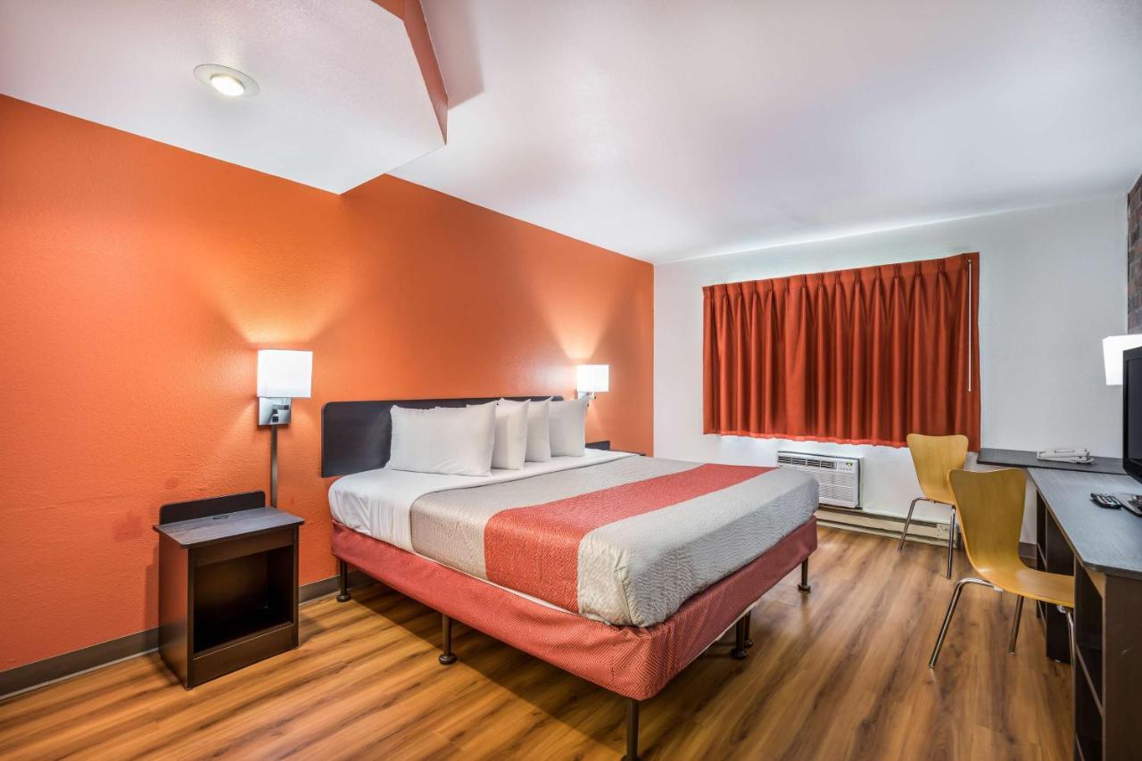 Motel 6-Madison, Wi - East Экстерьер фото