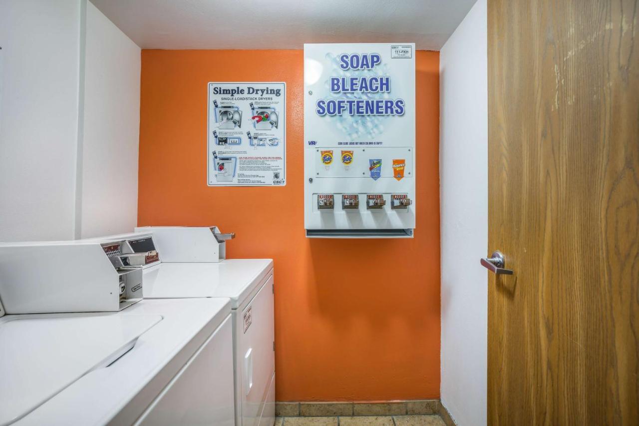 Motel 6-Madison, Wi - East Экстерьер фото