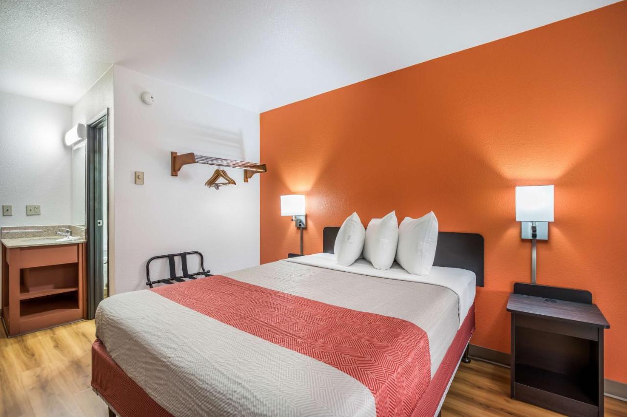 Motel 6-Madison, Wi - East Экстерьер фото