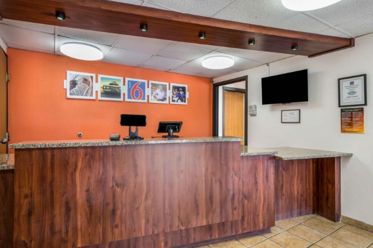 Motel 6-Madison, Wi - East Экстерьер фото