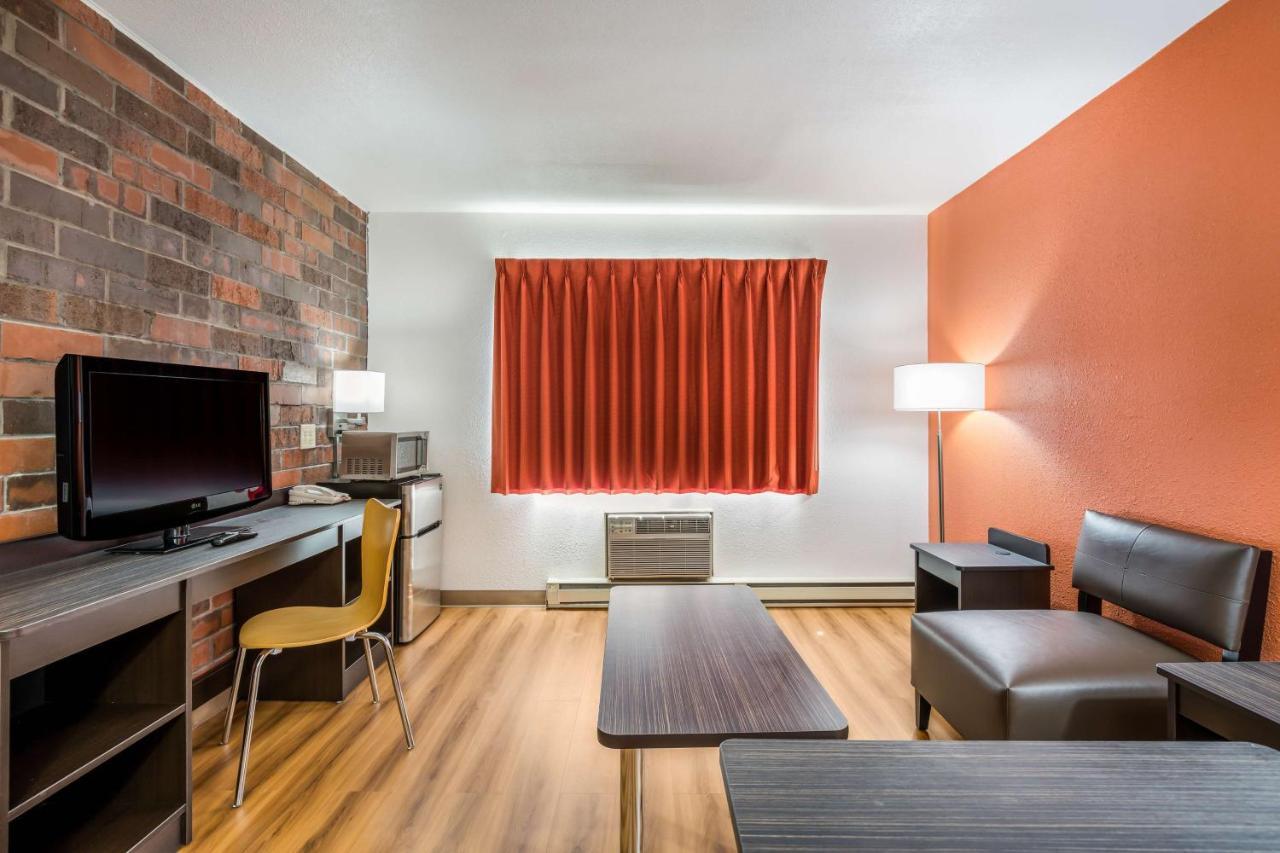 Motel 6-Madison, Wi - East Экстерьер фото