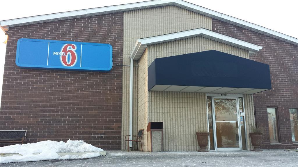Motel 6-Madison, Wi - East Экстерьер фото